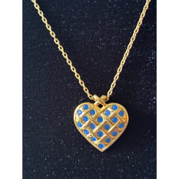 Avon Gold-Tone Heart Pendant Necklace 18" With Blue Crystal Rhinestones - Picture 2 of 6